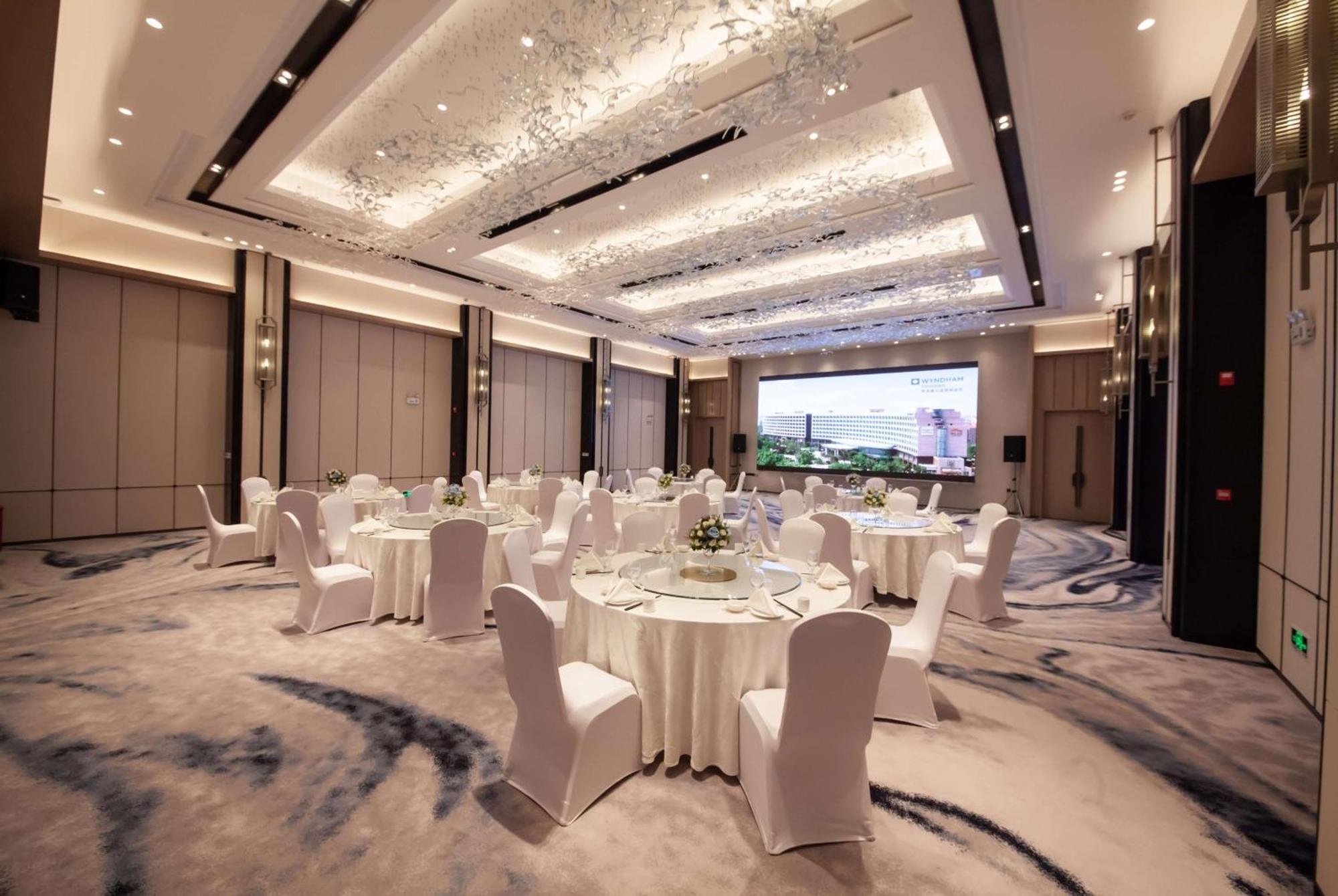 Wyndham Qingdao Hotel Kültér fotó
