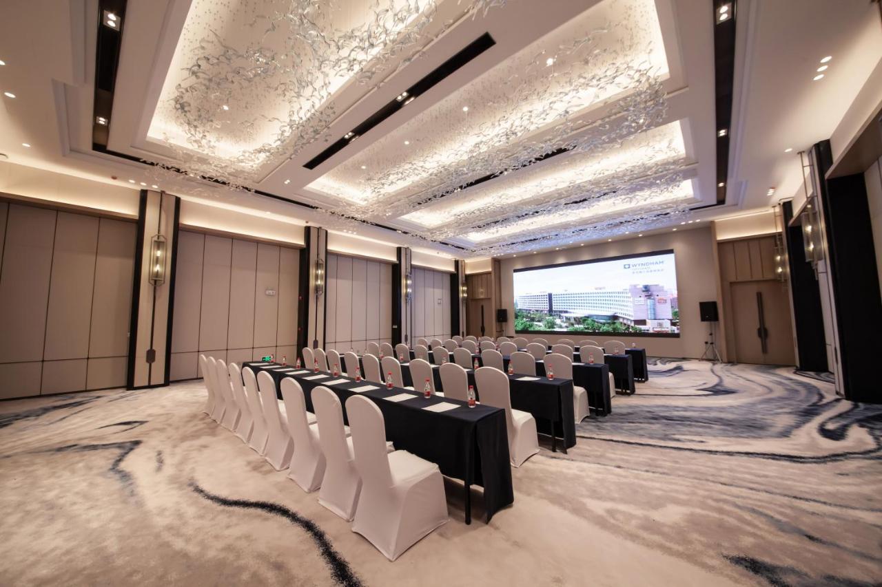 Wyndham Qingdao Hotel Kültér fotó